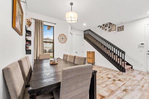 Villa ou maison à vendre à Westlake, Floride: 3 chambres, 174.75 m2 № 2146039 - photo 6