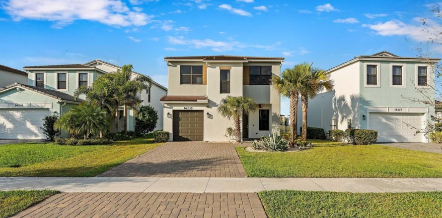 Villa ou maison à Westlake, Floride 3 chambres, 174.75 m2 № 2146039