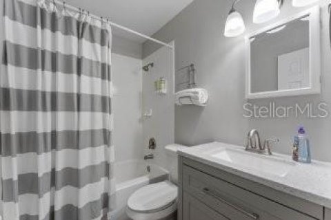 Casa en alquiler en Longwood, Florida, 4 dormitorios, 132.48 m2 № 1915102 - foto 15