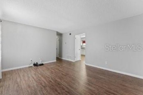 Casa en alquiler en Longwood, Florida, 4 dormitorios, 132.48 m2 № 1915102 - foto 3