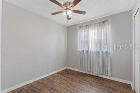 Casa en alquiler en Longwood, Florida, 4 dormitorios, 132.48 m2 № 1915102 - foto 16