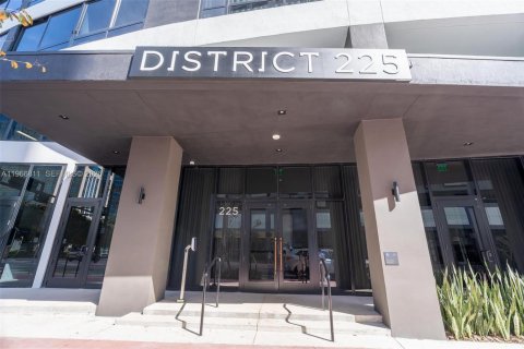 Condominio en venta en Miami, Florida, 1 dormitorio № 2029933 - foto 11