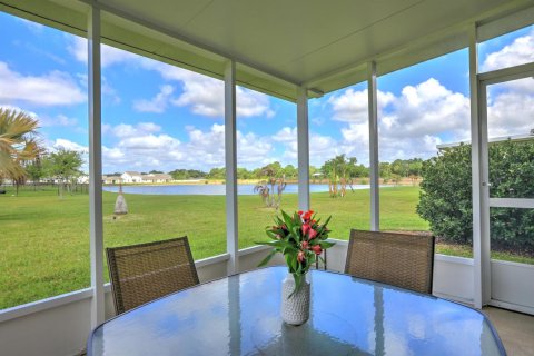Villa ou maison à vendre à Palm Bay, Floride: 3 chambres, 117.06 m2 № 2245580 - photo 30