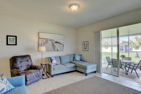 Villa ou maison à vendre à Palm Bay, Floride: 3 chambres, 117.06 m2 № 2245580 - photo 6