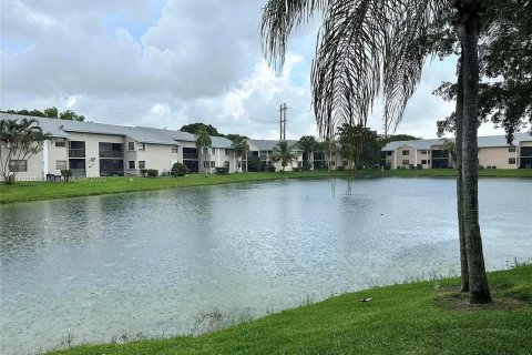 Condominio en venta en Homestead, Florida, 2 dormitorios, 89.19 m2 № 2189894 - foto 22