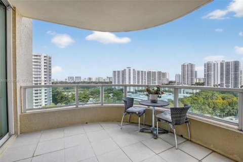 Copropriété à vendre à Aventura, Floride: 2 chambres, 153.29 m2 № 2189451 - photo 5