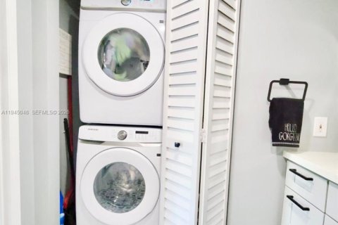 Copropriété à vendre à Fort Lauderdale, Floride: 2 chambres, 83.05 m2 № 2001228 - photo 10