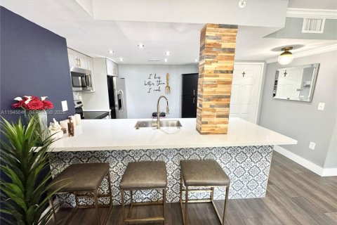 Copropriété à vendre à Fort Lauderdale, Floride: 2 chambres, 83.05 m2 № 2001228 - photo 6