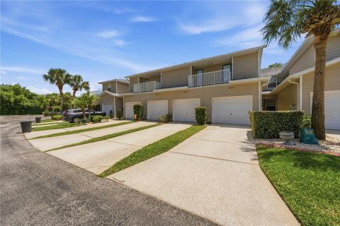 Condo in Lutz, Florida, 2 bedrooms  № 2119496 - photo 2