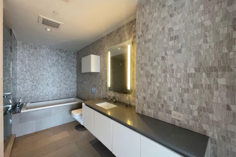 Copropriété à vendre à Miami, Floride: 1 chambre, 75.25 m2 № 1968748 - photo 18