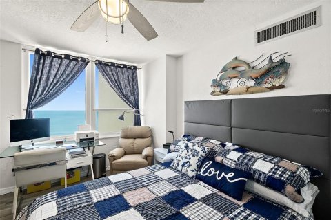 Condo in Daytona Beach, Florida, 2 bedrooms  № 2094855 - photo 26
