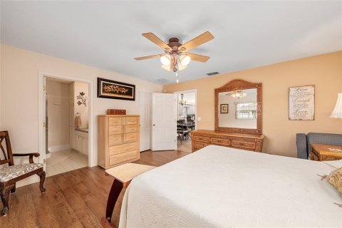 House in Summerfield, Florida 2 bedrooms, 120.4 sq.m. № 2393740 - photo 22
