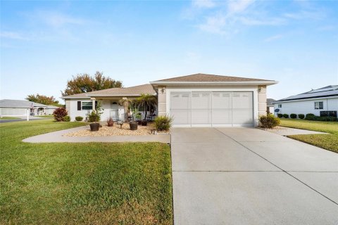 House in Summerfield, Florida 2 bedrooms, 120.4 sq.m. № 2393740 - photo 4