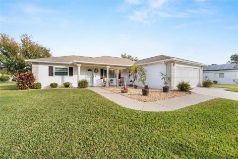 House in Summerfield, Florida 2 bedrooms, 120.4 sq.m. № 2393740 - photo 2