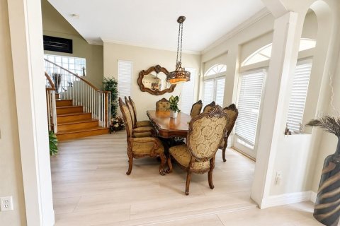 Casa en venta en Saint Petersburg, Florida, 4 dormitorios, 266.91 m2 № 2204156 - foto 5