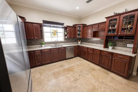 Casa en venta en Saint Petersburg, Florida, 4 dormitorios, 266.91 m2 № 2204156 - foto 4