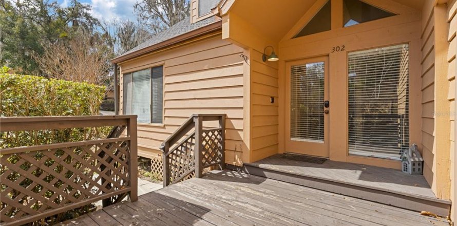 Townhouse in Ocala, Florida 2 bedrooms, 132.39 sq.m. № 2239424