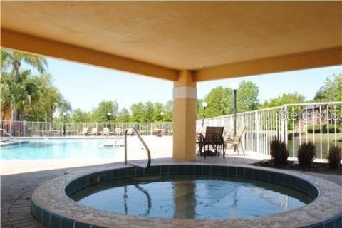 Copropriété à louer à Orlando, Floride: 2 chambres, 97.92 m2 № 2266951 - photo 4