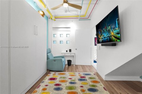 Condominio en alquiler en Miami Beach, Florida, 2 dormitorios, 102.19 m2 № 1878845 - foto 25