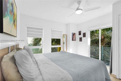 Condominio en alquiler en Miami Beach, Florida, 2 dormitorios, 102.19 m2 № 1878845 - foto 19