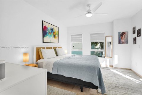 Condominio en alquiler en Miami Beach, Florida, 2 dormitorios, 102.19 m2 № 1878845 - foto 18