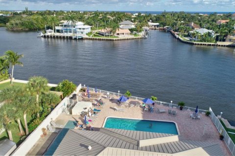 Condo in Boynton Beach, Florida, 1 bedroom  № 2249396 - photo 3
