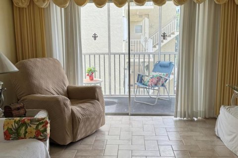 Condo in Boynton Beach, Florida, 1 bedroom  № 2249396 - photo 16