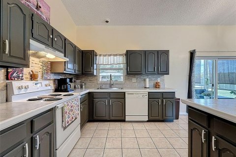 House in Kissimmee, Florida 3 bedrooms, 142.42 sq.m. № 1874100 - photo 10