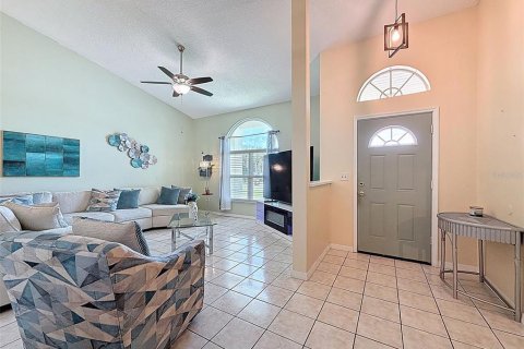 House in Kissimmee, Florida 3 bedrooms, 142.42 sq.m. № 1874100 - photo 4
