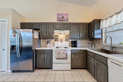 House in Kissimmee, Florida 3 bedrooms, 142.42 sq.m. № 1874100 - photo 12