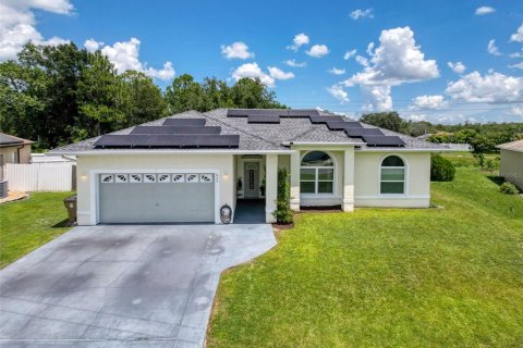 House in Kissimmee, Florida 3 bedrooms, 142.42 sq.m. № 1874100 - photo 1