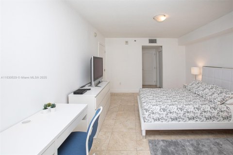 Copropriété à louer à Miami, Floride: 1 chambre, 76.64 m2 № 1806158 - photo 18