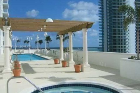 Copropriété à louer à Miami, Floride: 1 chambre, 76.64 m2 № 1806158 - photo 29