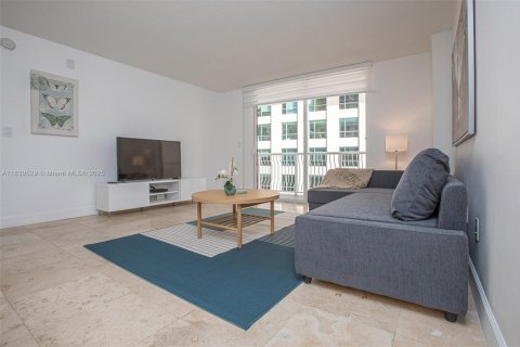 Copropriété à louer à Miami, Floride: 1 chambre, 76.64 m2 № 1806158 - photo 3