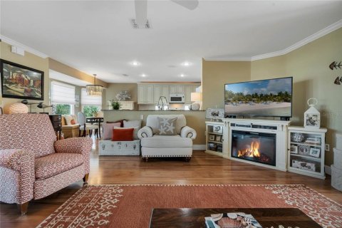 Casa en venta en Hernando Beach, Florida, 3 dormitorios, 227.05 m2 № 1522695 - foto 5