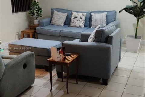 Купить кондоминиум в Майами, Флорида 2 спальни, 130.06м2, № 1986460 - фото 6