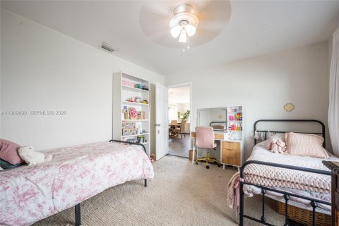 House in Wellington, Florida 3 bedrooms, 166.3 sq.m. № 2030493 - photo 13