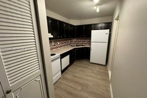 Condo in Oakland Park, Florida, 1 bedroom  № 2068529 - photo 8