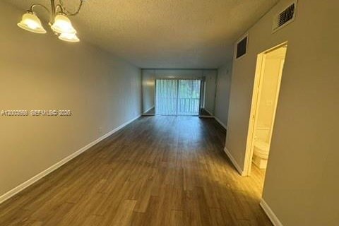 Condo in Oakland Park, Florida, 1 bedroom  № 2068529 - photo 9