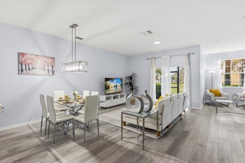 Adosado en venta en Kissimmee, Florida, 3 dormitorios, 167.97 m2 № 2214596 - foto 2