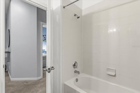 Adosado en venta en Kissimmee, Florida, 3 dormitorios, 167.97 m2 № 2214596 - foto 24