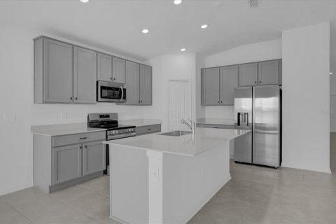 Casa en venta en Kissimmee, Florida, 4 dormitorios, 179.86 m2 № 1320189 - foto 8