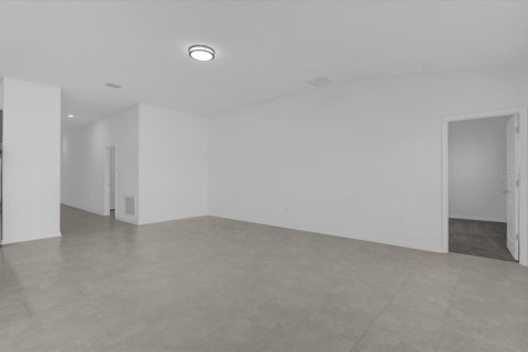 Casa en venta en Kissimmee, Florida, 4 dormitorios, 179.86 m2 № 1320189 - foto 13