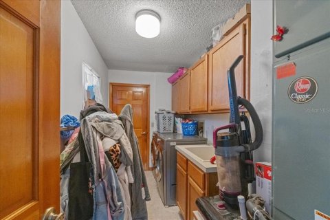 Villa ou maison à vendre à Deltona, Floride: 3 chambres, 196.86 m2 № 2108743 - photo 27