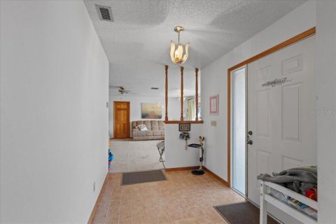 Villa ou maison à vendre à Deltona, Floride: 3 chambres, 196.86 m2 № 2108743 - photo 7