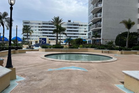Copropriété à vendre à North Bay Village, Floride: 2 chambres, 95.69 m2 № 1868702 - photo 5