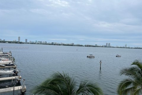Copropriété à vendre à North Bay Village, Floride: 2 chambres, 95.69 m2 № 1868702 - photo 7