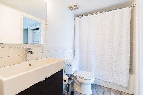 Copropriété à vendre à North Bay Village, Floride: 2 chambres, 95.69 m2 № 1868702 - photo 16