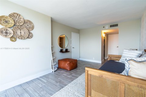 Copropriété à vendre à North Bay Village, Floride: 2 chambres, 95.69 m2 № 1868702 - photo 28