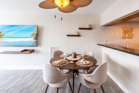 Copropriété à vendre à North Bay Village, Floride: 2 chambres, 95.69 m2 № 1868702 - photo 18